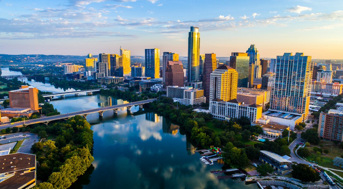 THEMMEXCHANGE's tweet photo. Austin police will stop arrests, tickets in most low-level marijuana cases after unanimous City Council vote

 https://t.co/m7Lpjz5i5o #MME #marijuana #cannabis #Texas #Austin https://t.co/RAXVPxEJlj