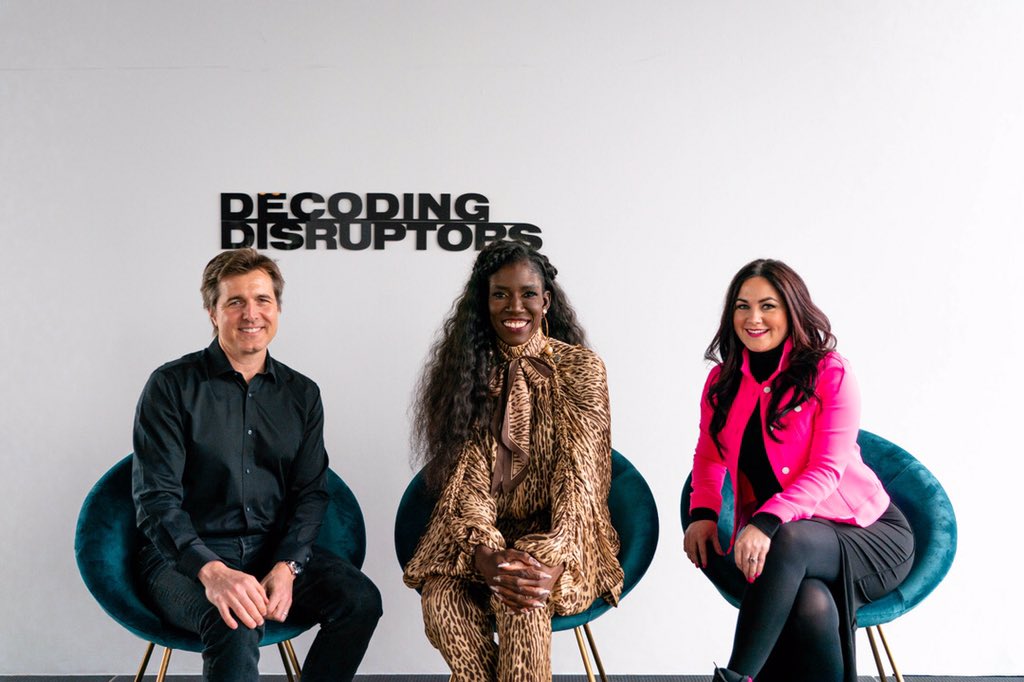 decodingdisrupt's tweet photo. A huge shout-out and thank you to a couple of our #disruptors who came out @badassboz @cindyeckert to celebrate with us..and to @michaelgervais for hosting an amazing panel discussion. Who else ready for the campaign to launch?
.
.
#DecodingDisruptors
📸 @alexwood39 https://t.co/KfJTb2q2oP