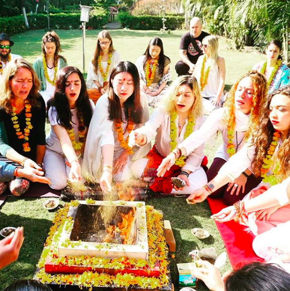 yogatherapyF's tweet photo. ➡️Yoga Courses Available viaℹ️ 

🌐https://t.co/CyyZW49pHL 

📲 Call or Whatsapp: +91 8126230256

 ✉️ Email: yogatherapyfoundation@gmail.com

#yoga #fitness #meditation #yogalife #yogainspiration #love #yogaeverydamnday #200houryogateachertraining #rishikesh https://t.co/7wduG1LJpC