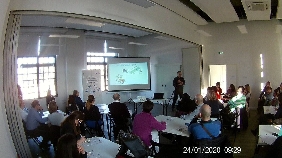 EUprogrami's tweet photo. "Put od ideje do realizacije projekta za neki #EUprogram nije jednostavan, ali je definitivno savladiv", kaže prof. dr Goran Stojanović, koji za sobom ima više destina uspešno sprovedenih projekata. Zbog ogromnog interesovanja obuka za pripremu proj. biće ponovljena u februaru. https://t.co/MKGibww9UY