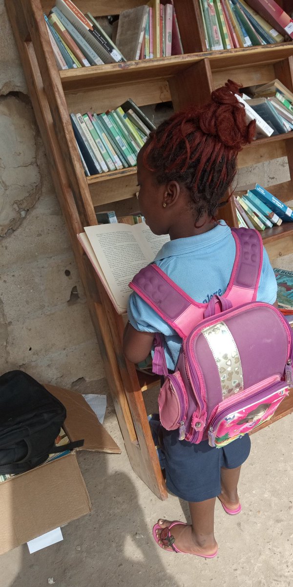 AGBEMAVOTino's tweet image. Looking at them rushing to take a #book or read when they couldn&apos;t even understand the content is the best motivation I can have to continue running my #mobile_library  with my #Tricycle .

#wasexo #EducationDay #ODD4
@AshokaAfriqueFr @franceculture @ab_benin @WashFellowship