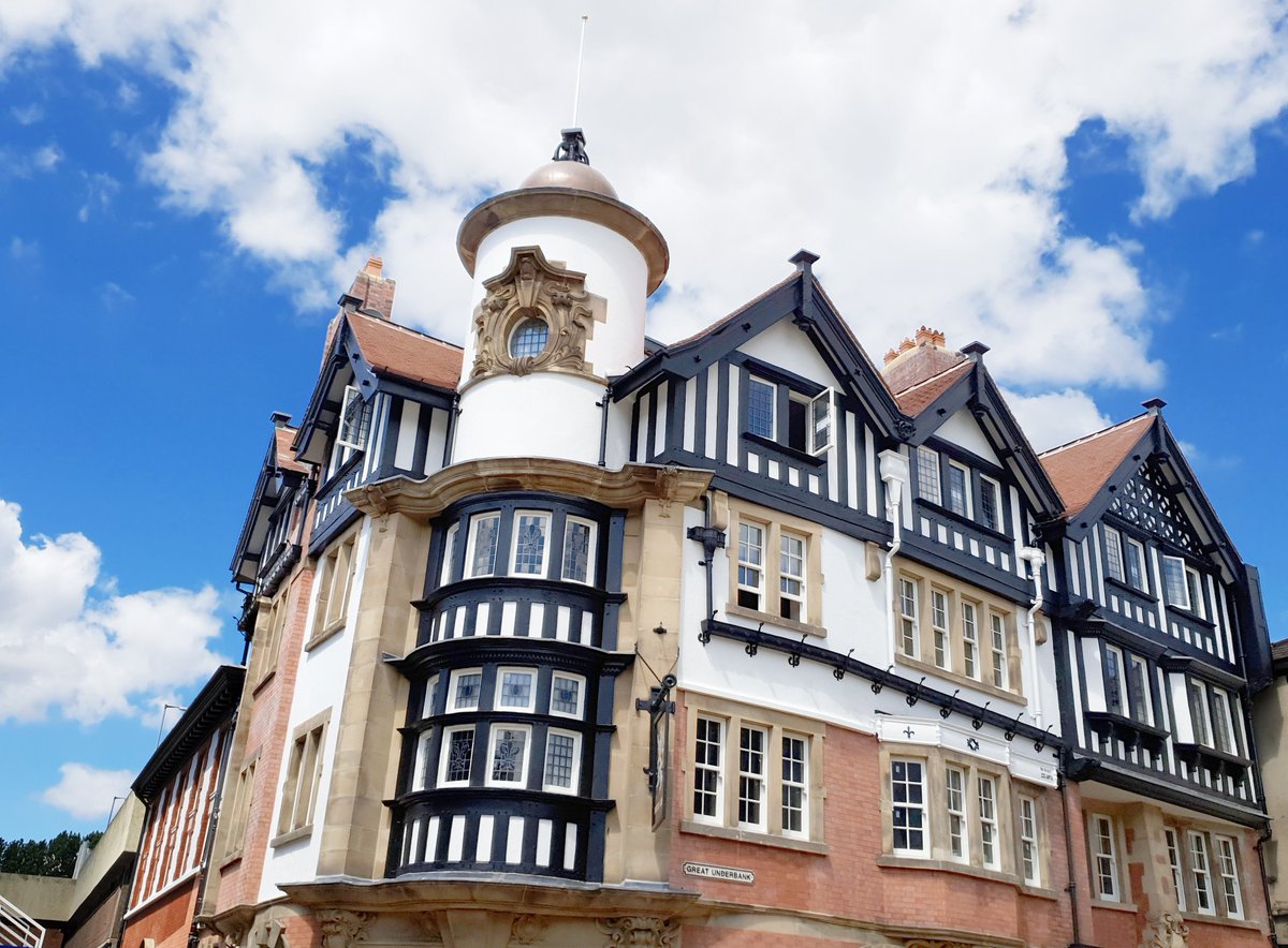 Anita_Chan_'s tweet photo. @BowkerSadler  recently completed the refurbishment of the Grade II Listed White Lion pub to provide affordable homes in the town centre. @CaseyCompanies @AndertonGables @THT_Homes @StockportMBC #conservation #regeneration https://t.co/6jkCCZ9UWf