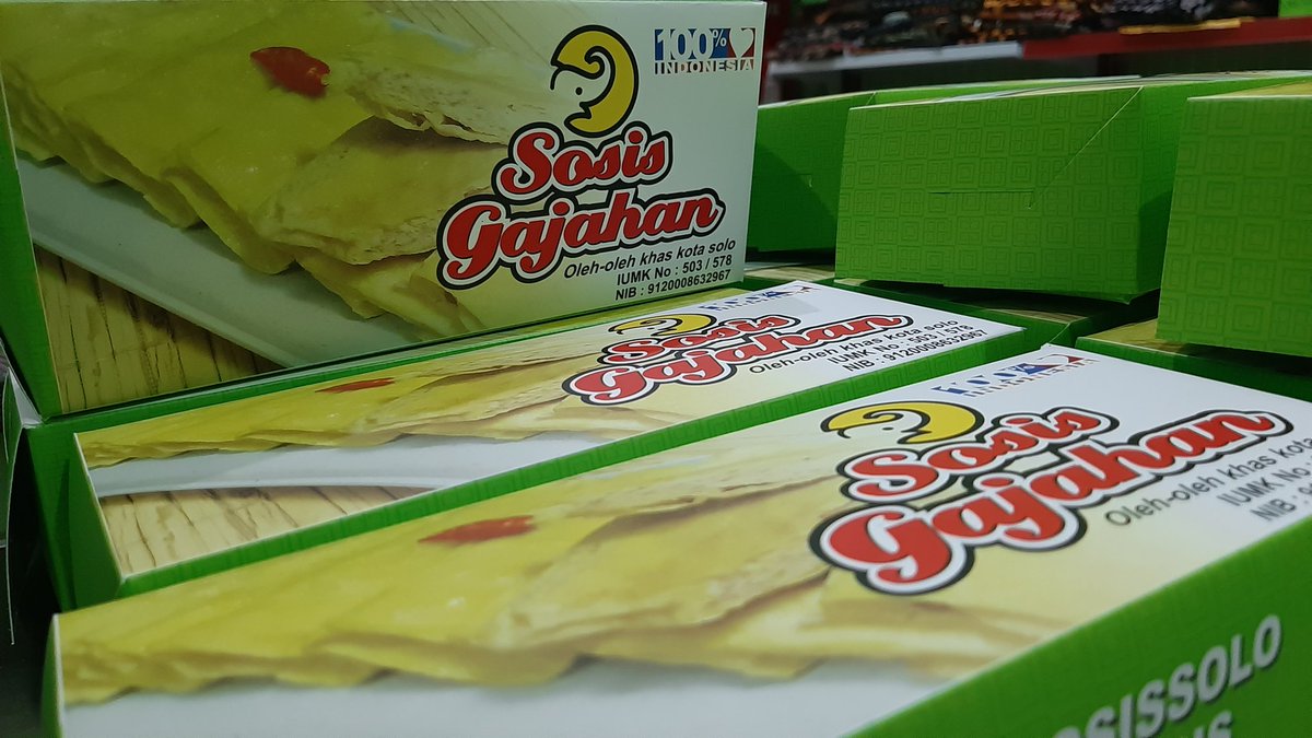 ridho_dir's tweet photo. Inilah penampampakan box sosis solo...penasaran ??? Cuss outletnya aja di Jl Brigjen Sudiarto 74a (depan soto gadibg 1) https://t.co/lBjzBE8Wo2