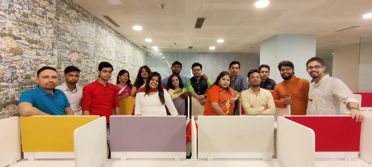 novotus's tweet photo. This #RepublicDay, let’s change the way we approach our lives, the way we perceive our friends and competitors and the way we interfere in activities not even remotely relevant to us. 
#TeamNovotus #Novotus #NovotusFamily #FridayFeelings https://t.co/qyIqtCax9G