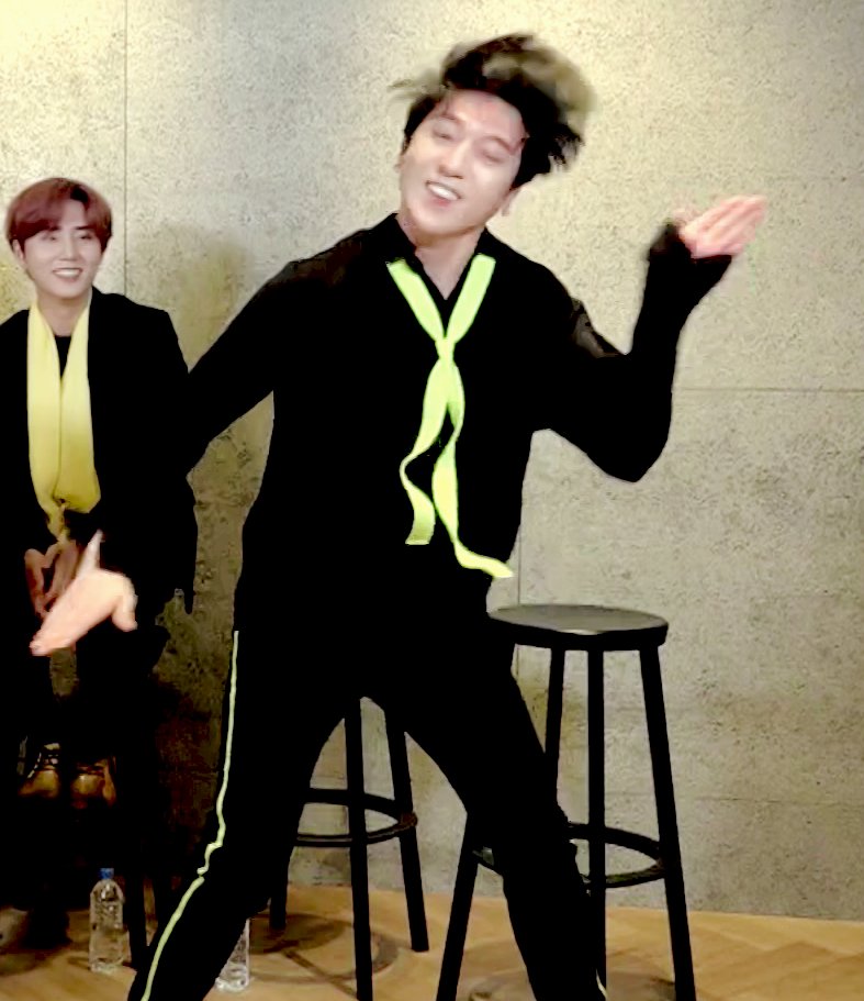 sungjin kibas rambut part kesekian