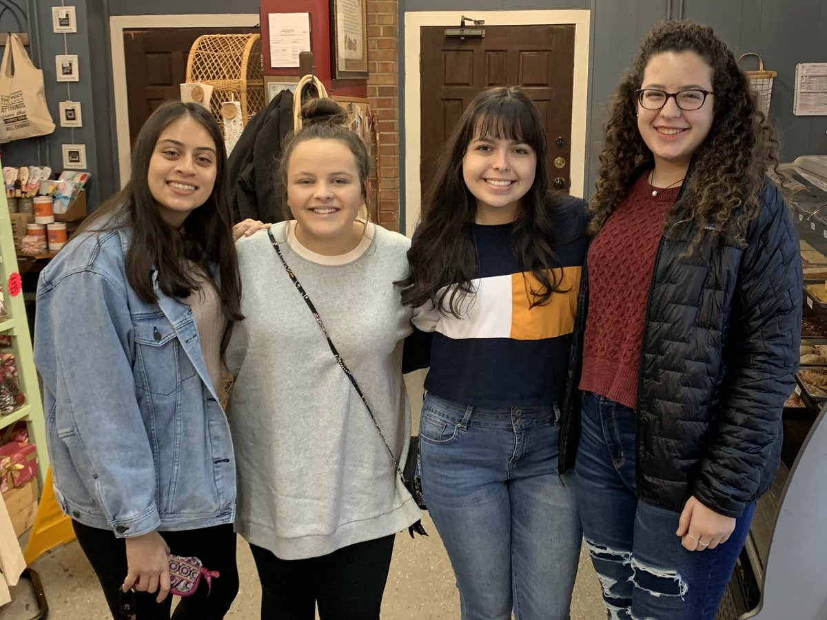 manchrotary's tweet photo. We are always thrilled to have our @CCCHSRaiders Interact Club members join us. They are preparing for annual conference. Great group of future leaders! https://t.co/wxXdYlP6OU