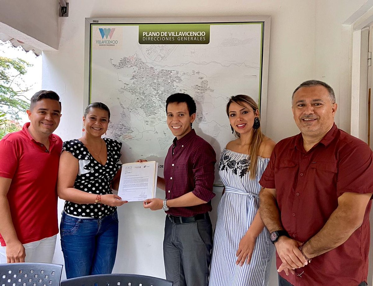 Pesentamos ante la Secretaria de Competitividad Municipal nuestra Agenda Departamental de Competitividad con enfoque DEL, gran insumo para la construcción del plan de desarrollo. <a href="/MincomercioCo/">MinComercio Colombia</a> <a href="/CCVillavicencio/">Cámara de Comercio de Villavicencio</a> <a href="/RedAdelco/">Red Adelco</a> <a href="/harmanfelipe/">Harman Felipe</a> <a href="/Confecamaras/">Confecámaras</a> <a href="/GobMeta/">Gobernación del Meta</a>
