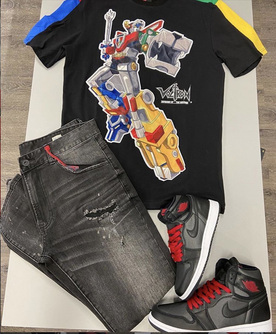 sneaker villa clothes