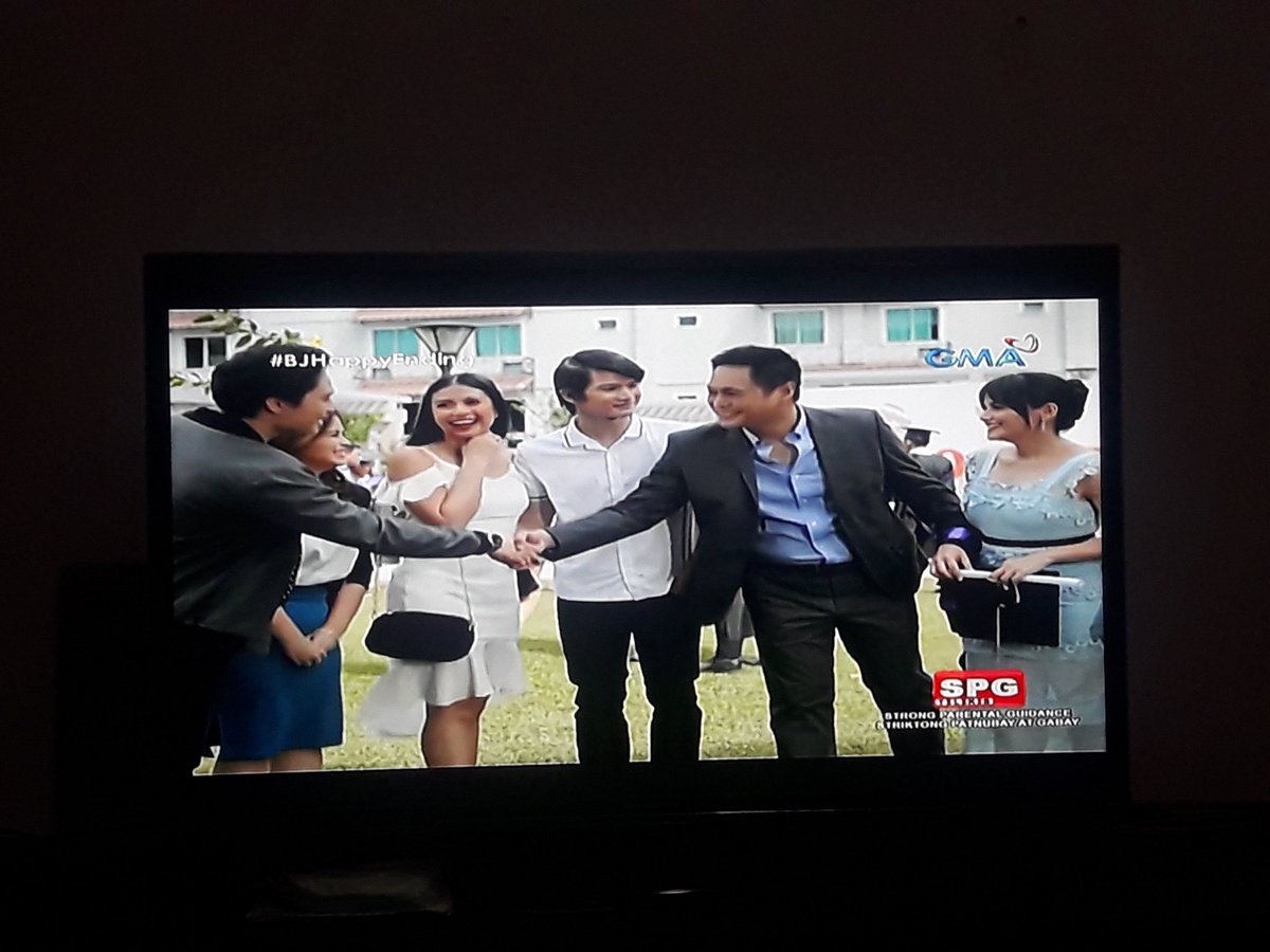 vieramos21's tweet photo. Si Panga talaga ang forever ni Ms. Yasmien este ni Alice Vida
@TheRealYasmien 

#BJHappyEnding 
KapusoBrigade
@encabattalionkb https://t.co/Hty5uwCNlk