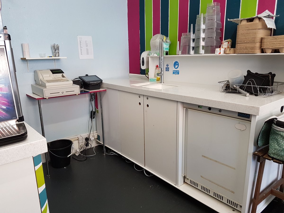 Dessert business in #Ashington available for sale.  Currently evenings only with scope for day trading. northeastcommercial.co.uk/businesses/vie…