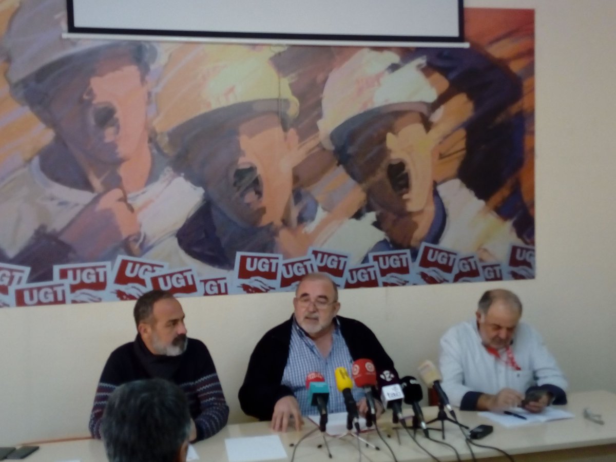 DiariTreball's tweet photo. UGT reclama a la direcció de l'empresa que plegui a causa del seu desconeixement del sector #iqoxe #canonja #explosio @UGTTarragona @ugtficatarragona https://t.co/AnXkx68V8n https://t.co/d6dTPECdET