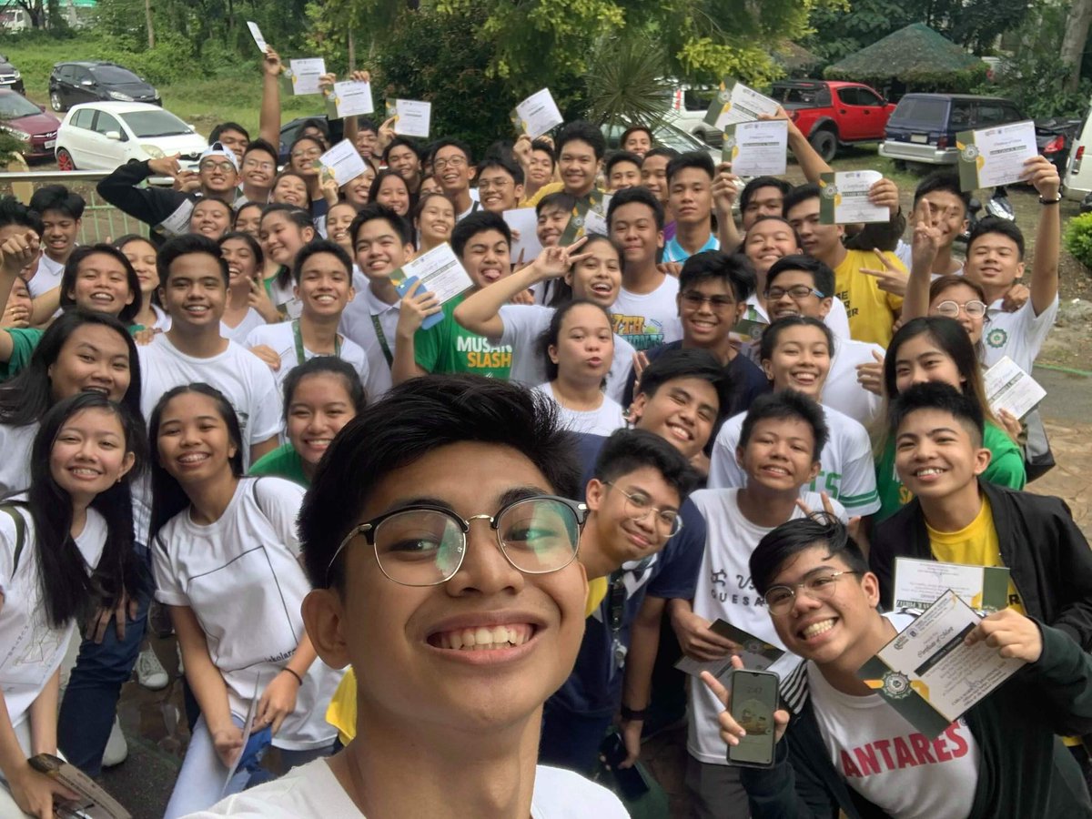 antareshh's tweet photo. luv u fam!!!! https://t.co/iXaJiLDotU