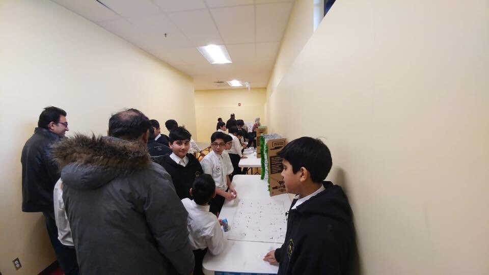 ReginaHuda's tweet photo. Parents, staff, and students came out for the first ever Gr. 6 and 7 Islamic Fair! Awesome work to students and Teacher Asmaa! https://t.co/1c1MSCNefv