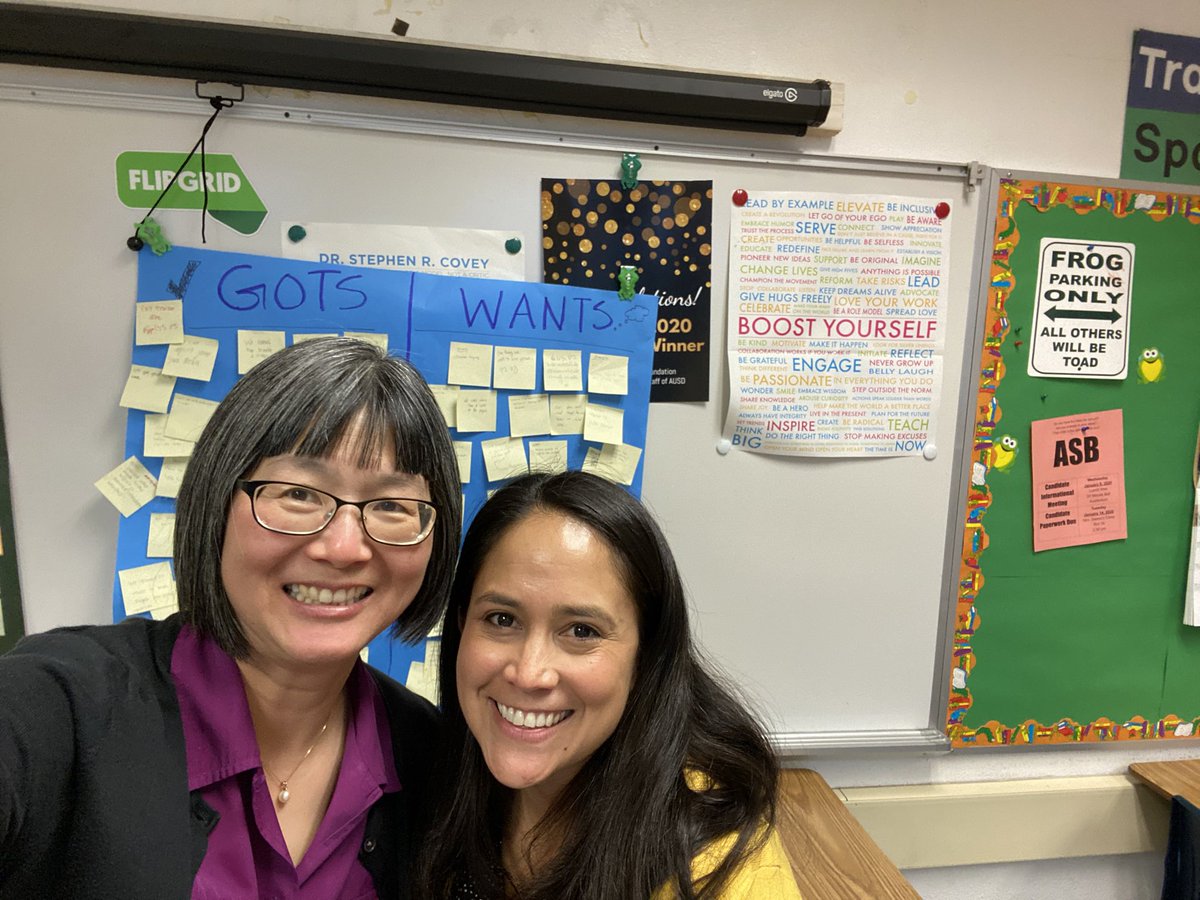 HistoryFrog's tweet image. What a great day! This was so fun to plan &amp;amp; implement together. Thanks buddy @lantonha Can’t wait to see the Ss’ @WeVideo projects!#FApaperairplane #HistoryFrogClass #FAcollab