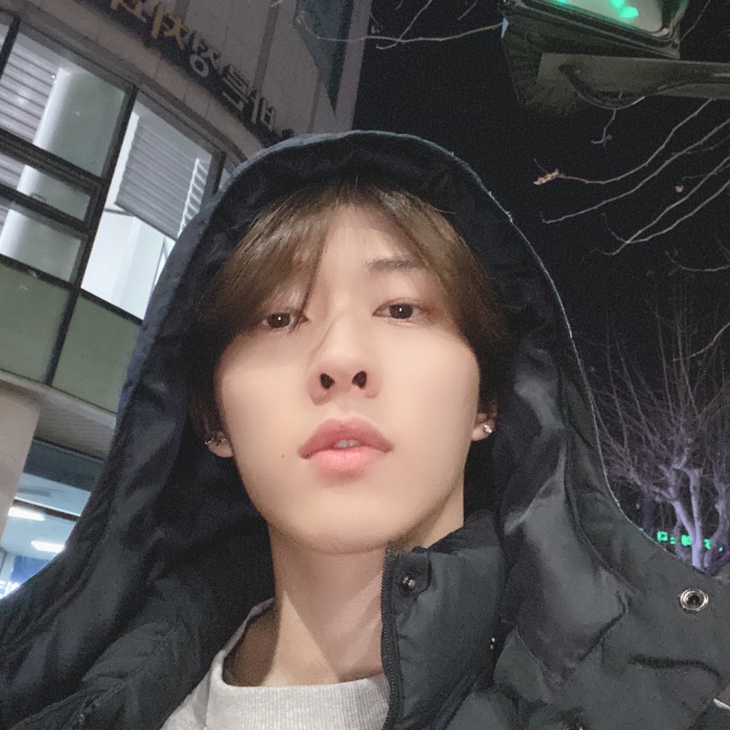 Noir__official's tweet photo. ์ค๋ ๋ง์๋๊ฑฐ ๋ง~์๋ ๋จน๊ณ ํธํ ์ฌ์ด์ ๋ฃจ๋ฏธ๋ค
(์น๊ตฌ๋ ๊ณ ๊ธฐ๋ ๋จน์์ด์..ใ
ใ
)
#๋์๋ฅด #noir #๊น์ฐ๊ตญ #์ํด๋ณต๋ง์ด๋ฐ๊ณ #ํน์ฌ์ด์ #์ฐ๊ตญ์ด๋ #์์ฌ๋์ค https://t.co/U01Pu7f1hS