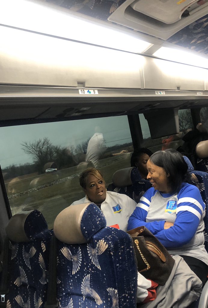 SocialJmcss's tweet photo. Teachers up bright and early heading on an academic field trip to the Memphis Brooks Museum of Art to embark upon creative strategies for the classroom. #stay tuned #forour students @suptking @CAOacademicsfcs https://t.co/8tYA7Crdl9