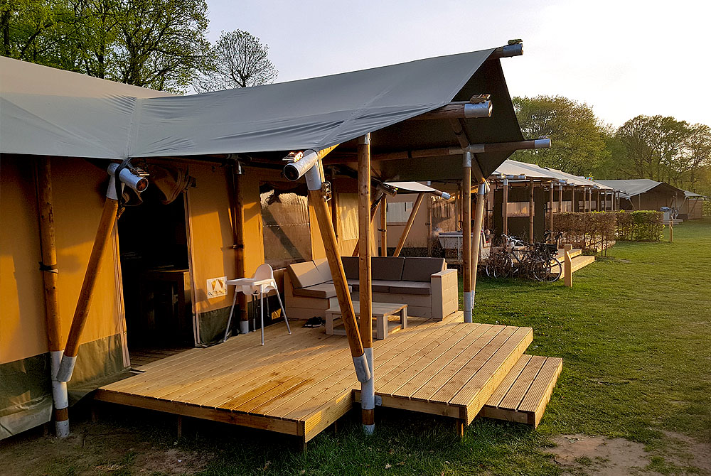 VIDEO: Recreatiepark De Boshoek - Móói park 📸🥰 Bekijk ons filmpje ➤ parkvakanties.nl/blog/algemeen/… - Conclusie: De Boshoek is een fijne plek! <a href="/BeleefdeVeluwe/">De Boshoek</a> <a href="/Bookingexperts/">Bookingexperts</a> #DeBoshoek  #voorthuizen #vakantiepark #veluwe #movie #youtube #safaritent #vakantie #nederland #parkvakanties