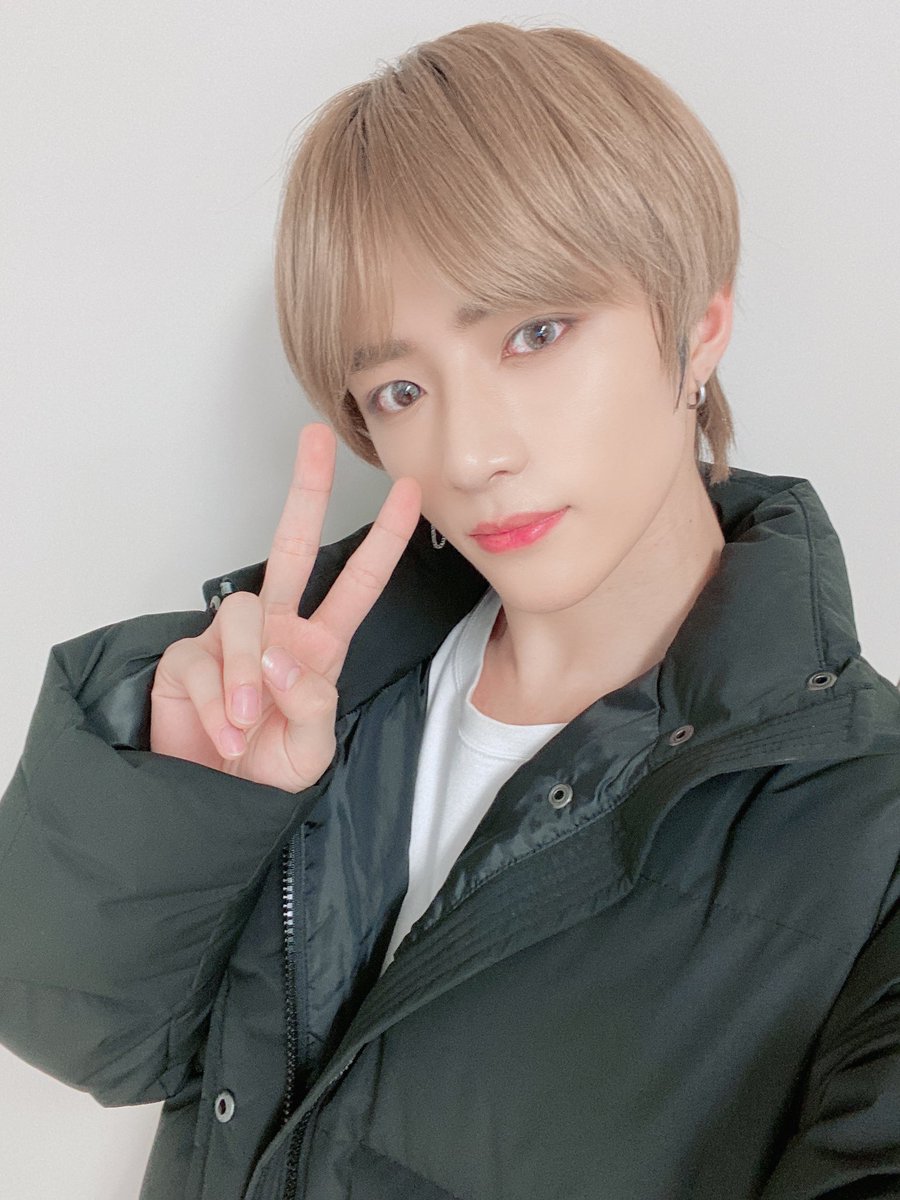 katty48643559's tweet photo. #BEOMGYU 
#TXT_Official_Lightstick 
#TXT_JAPAN_HOT_DEBUT 
#coreanitos
#TXTで妄想 
#TXTfanart https://t.co/JfEhND1tFp