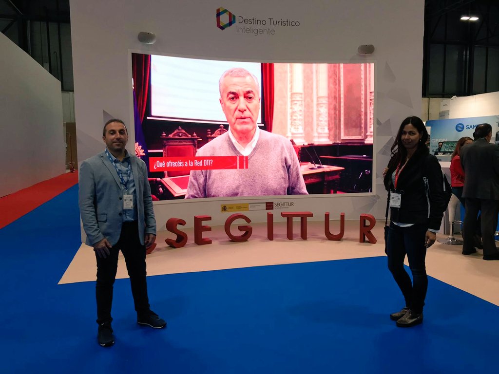 UPintelligence's tweet photo. En @fitur_madrid estamos en el stand de la #RutadelVinodeRueda (pabellones 7 y 8) con nuestra propuesta para gestión de #turismointeligente. ¡Acércate y conoce todo lo que hacemos!
#segitur #RA #RealidadVirtual #FITUR2020 https://t.co/RyebxmNGAV https://t.co/gzKcoJ2LYE