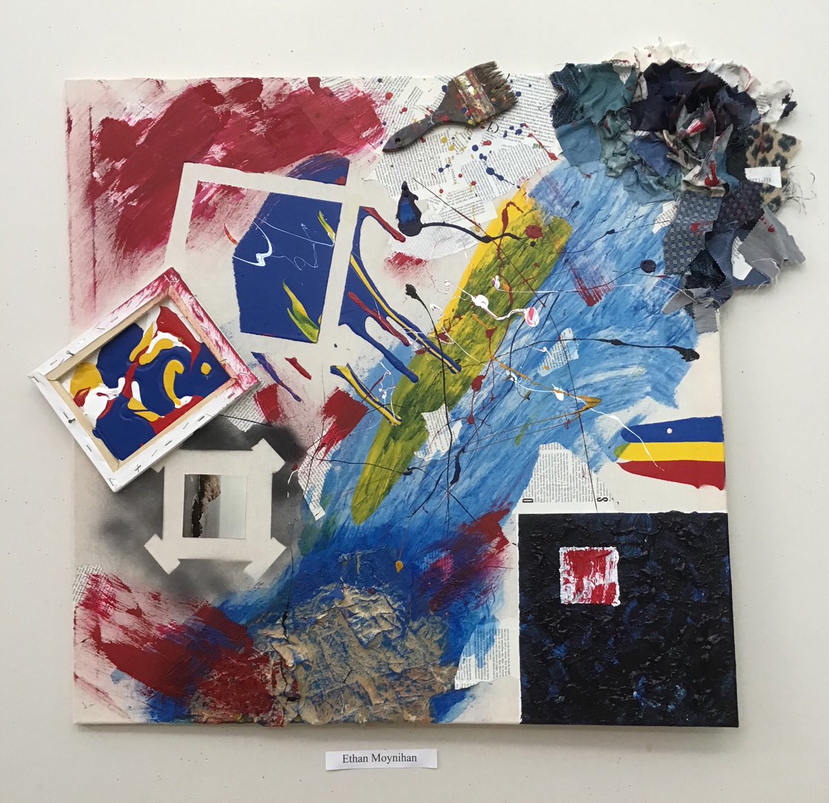 ms_cooney's tweet photo. βYou begin with the possibilities of the materialβ -Rauschenberg Drawing & Painting got experimental with mixed media on a large scale! Influenced by artist #RobertRauschenberg π¨ππ» #collage #assemblage #foundobjects #acrylic #phototransfers #finals #403art https://t.co/ep1oJBo0lI