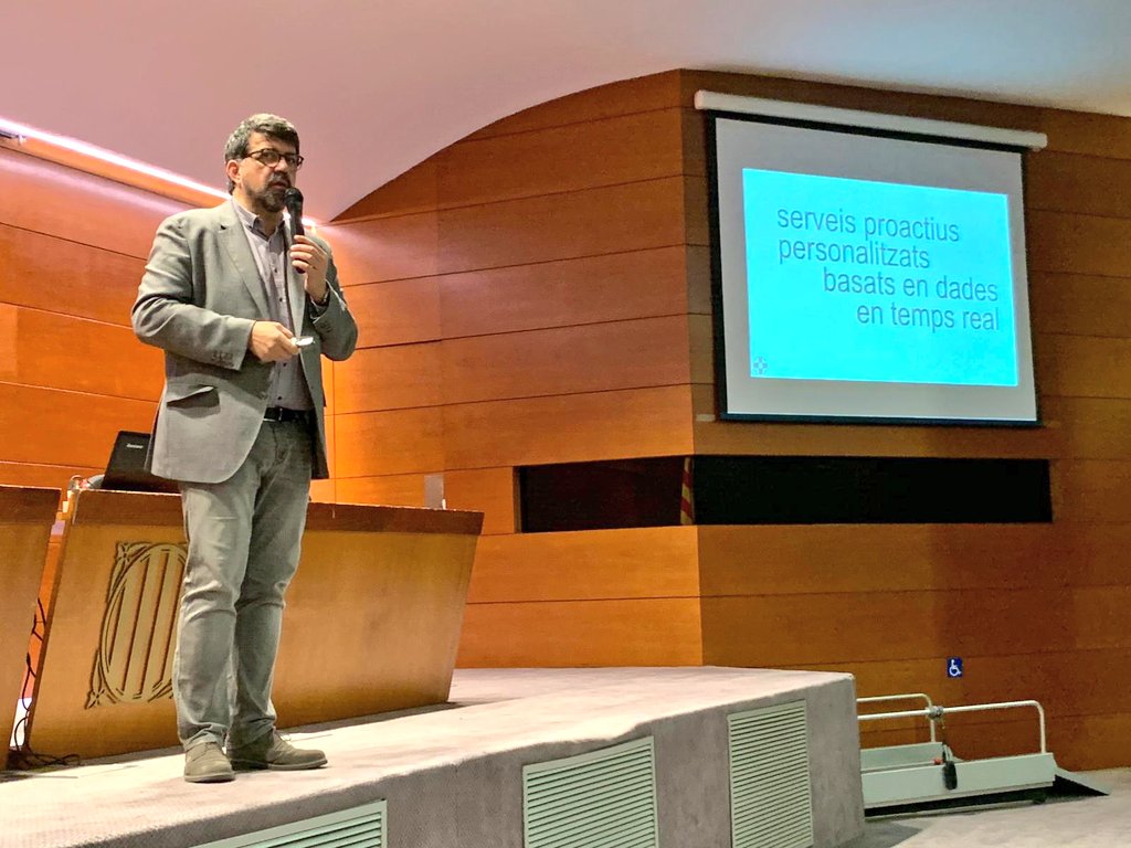 pereclavergrup's tweet photo. "Estem davant d'una transformació digital tecnològica que modificarà l'àmbit socioassistencial i caldrà oferir un servei #proactiu #immediat #personalitzat i basat en #dades en #tempsreal" Conferència #JAP20 @genisroca de @RocaSalvatella https://t.co/P6cco9yFRH