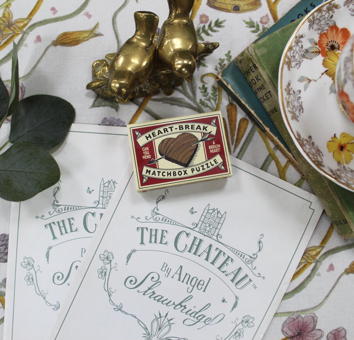 _Belfield_'s tweet photo. Spring Fair prep is fully under way! Getting our props ready for The Chateau by Angel Strawbridge section on our stand 🌸🏰@ChateauHusson
Come and see us at the NEC Birmingham between the 2nd-6th Feb at Hall 6 Stand F20-G21... 9 days to go! ✨@SpringAutFair #SpringFair2020 https://t.co/7vqHg7lT1J