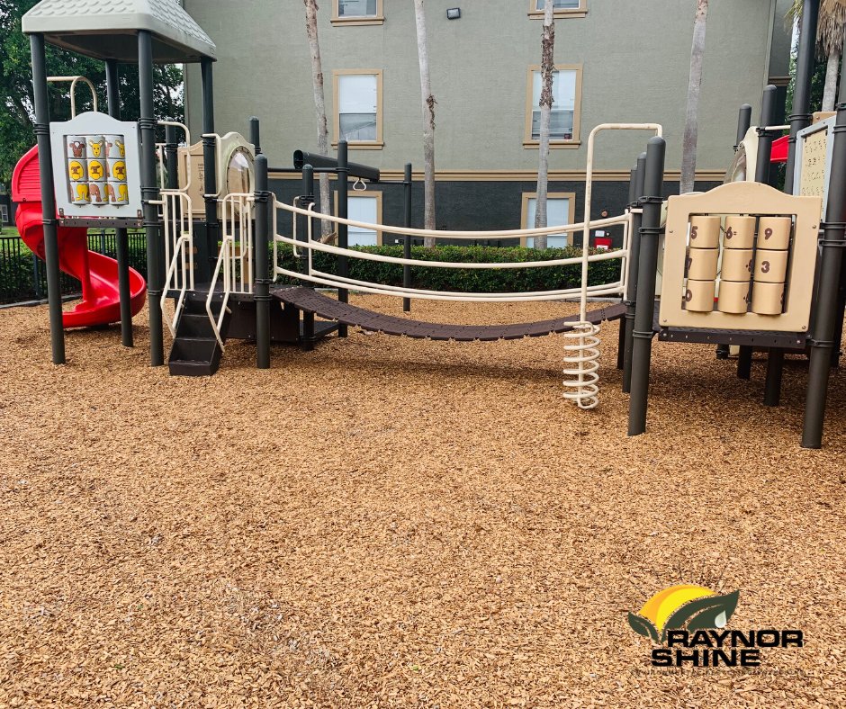 RaynorShine_us's tweet photo. We love how the mulch work turned out on this playground! Our mulch is 100% all natural, so you can have peace of mind when your children are playing on it! #RaynorShine #FloridaMulchSales https://t.co/ifD3444N6b