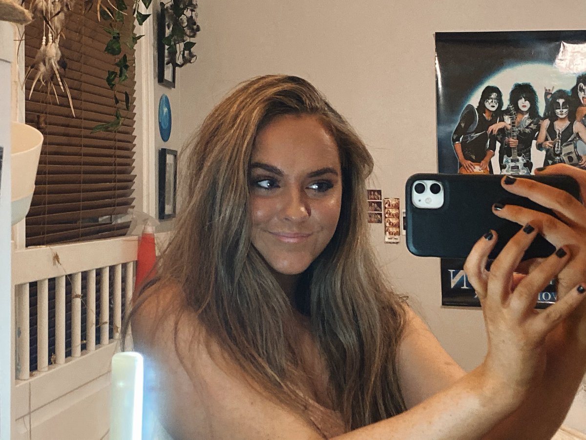 jasminelatham5's tweet photo. @pitbull 🥰 x https://t.co/AtZ4yioNtG