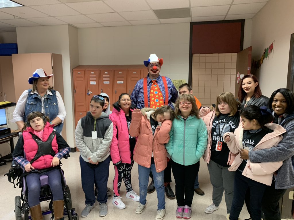 TJHS_PALS's tweet photo. Clownin’ around before the rodeo! We have the best Admin🤗🤡 https://t.co/JLYEff33Uy