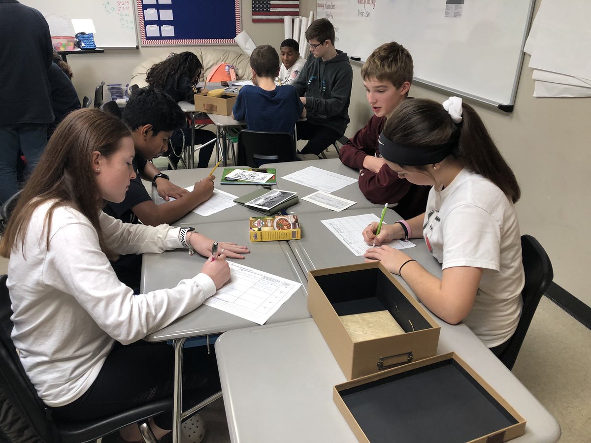 AsbecksSS's tweet photo. This is such a great day of discovery for Humanities students. Inquiry and collaboration! #mysteryboxes #first5presidents https://t.co/JprxlzF8ye