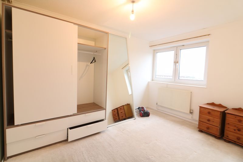 LivingLondonLtd's tweet photo. Want to live in East London?
https://t.co/z2INaRkA76 https://t.co/UZ3ROce7ZF