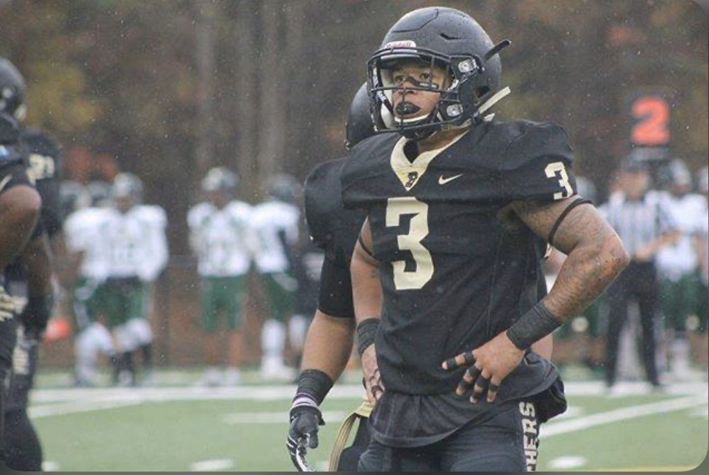 McBrayerCole's tweet photo. Blessed to receive an offer from @FerrumFootball ! Thank you @CoachRobGrande and staff for believing in me as a student athlete!
 
#Blessed 
@tn_recruiting 
@SATXrecruiting 
@JoshuaEpperson 
@MaysMaysm 
@prepxtra 
@VikingsESPN981 https://t.co/rmtHNPjV2U