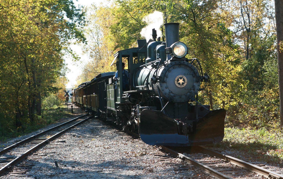 CrossroadsVill's tweet photo. #FlashBackFriday The Huckleberry Railroad began operating in 1857 as part of the Flint Pere Marquette Railroad Company. Today the railroad takes people on a slow ride back through time. https://t.co/E6grMFxEat