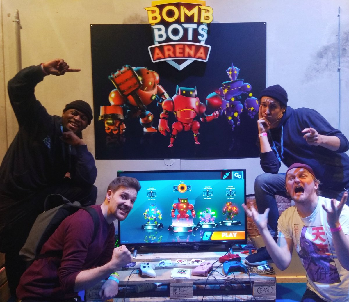 Our devs are ready! Come and say hi to e.g. <a href="/tinyroargames/">Tiny Roar</a> and play their multiplayer game Bomb Bots Arena! 🧨