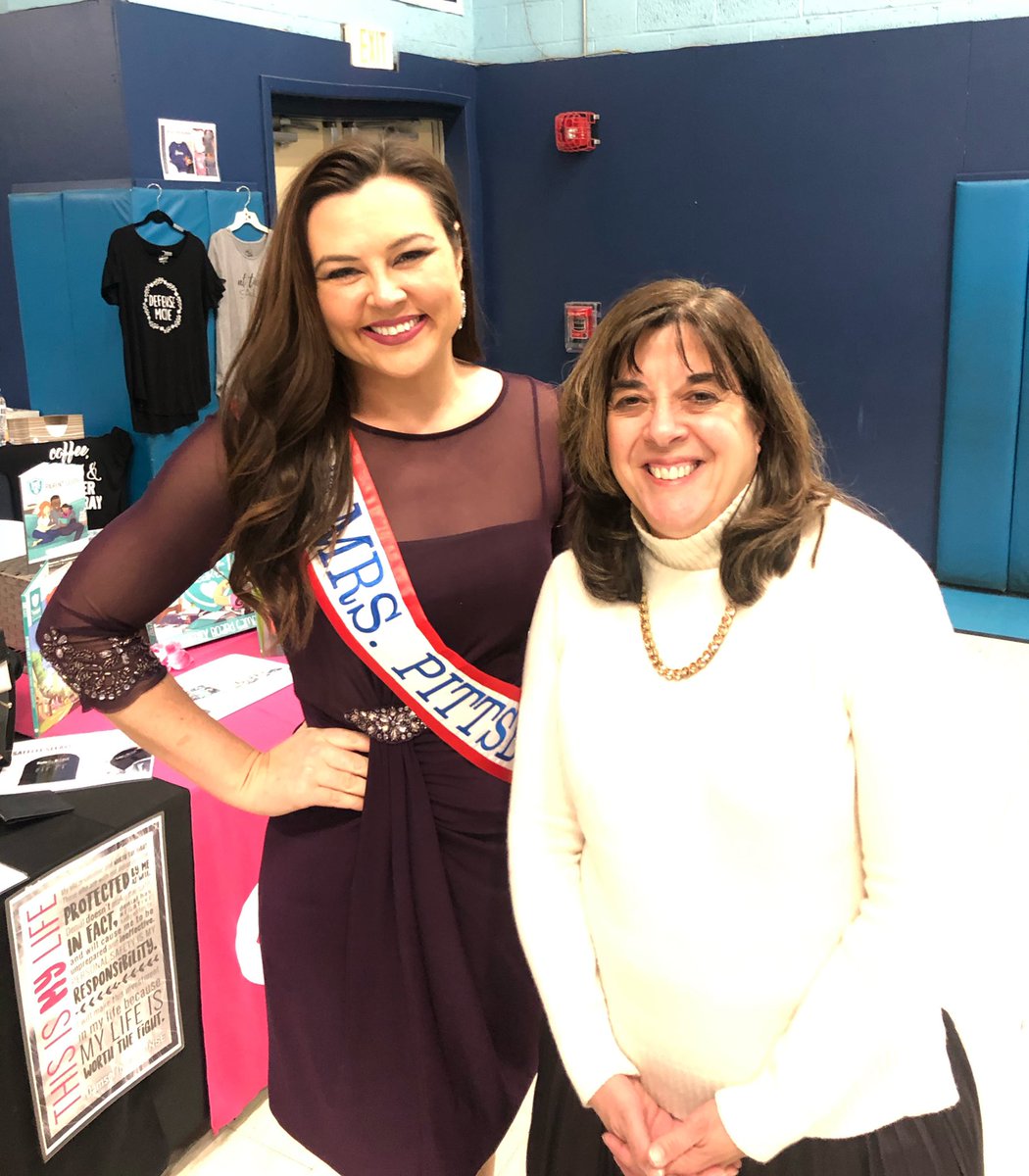 RakovanMiss's tweet photo. Thank you to Anita Kulik State Representative for allowing me to speak on my platform at the Domestic Violence Awareness event -as a child of domestic violence yesterday. https://t.co/8i7oYxGBlL