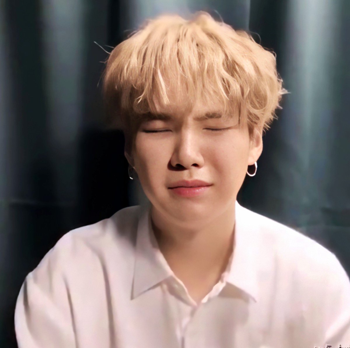 yoongisarchive's tweet photo. honey dumpling https://t.co/fqBcLaak49