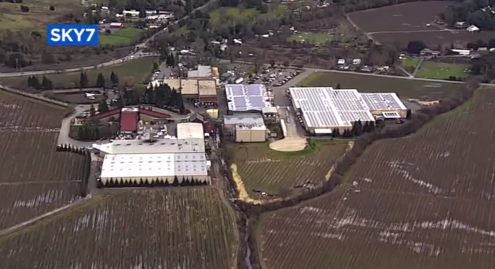 ATLNewsFirst's tweet photo. VIDEO: Up to 96,000 gallons of red wine spills into California river https://t.co/KVSeyQ6cjD https://t.co/5XdMRpNUhN