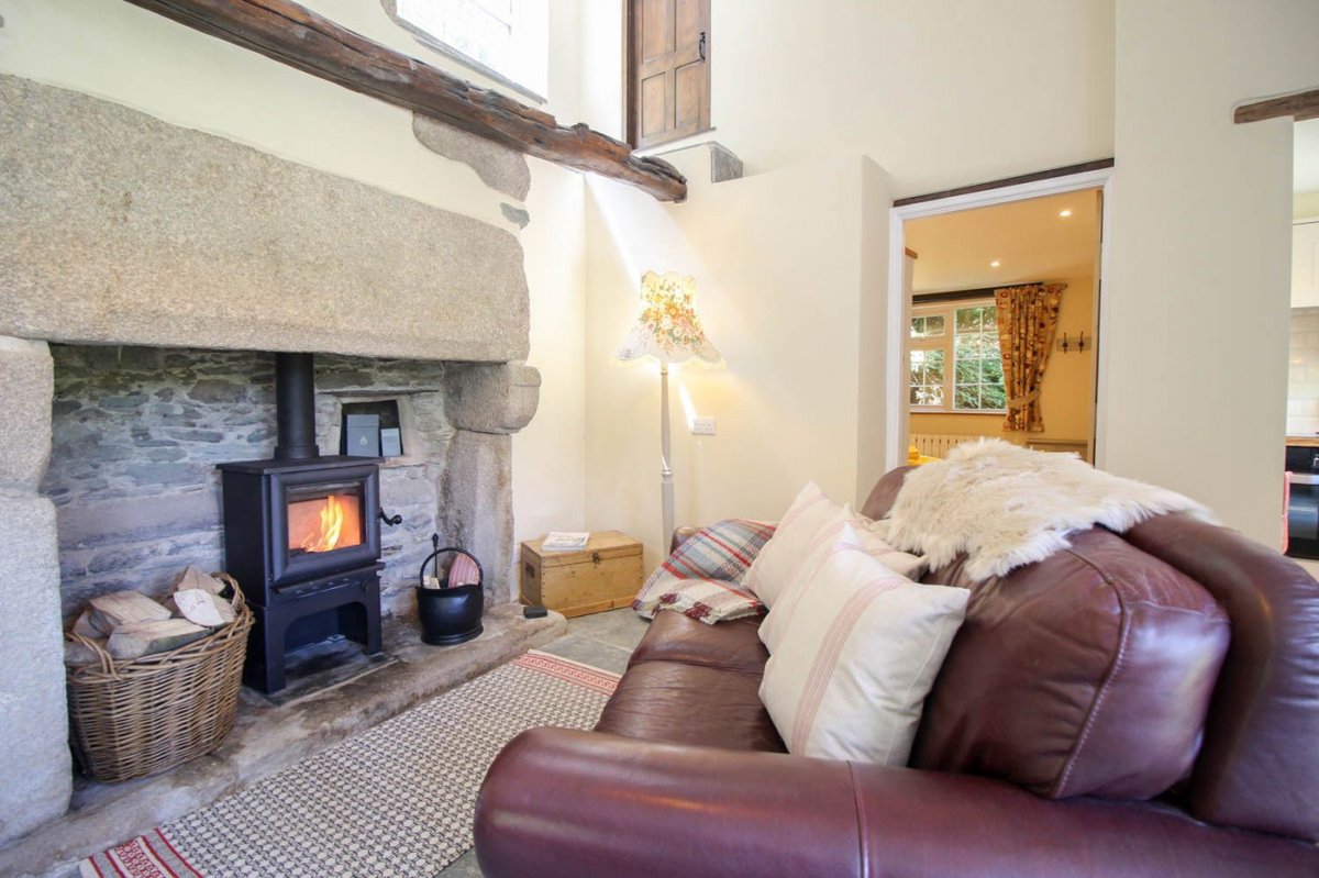 Cornwalls Cottages tweet media