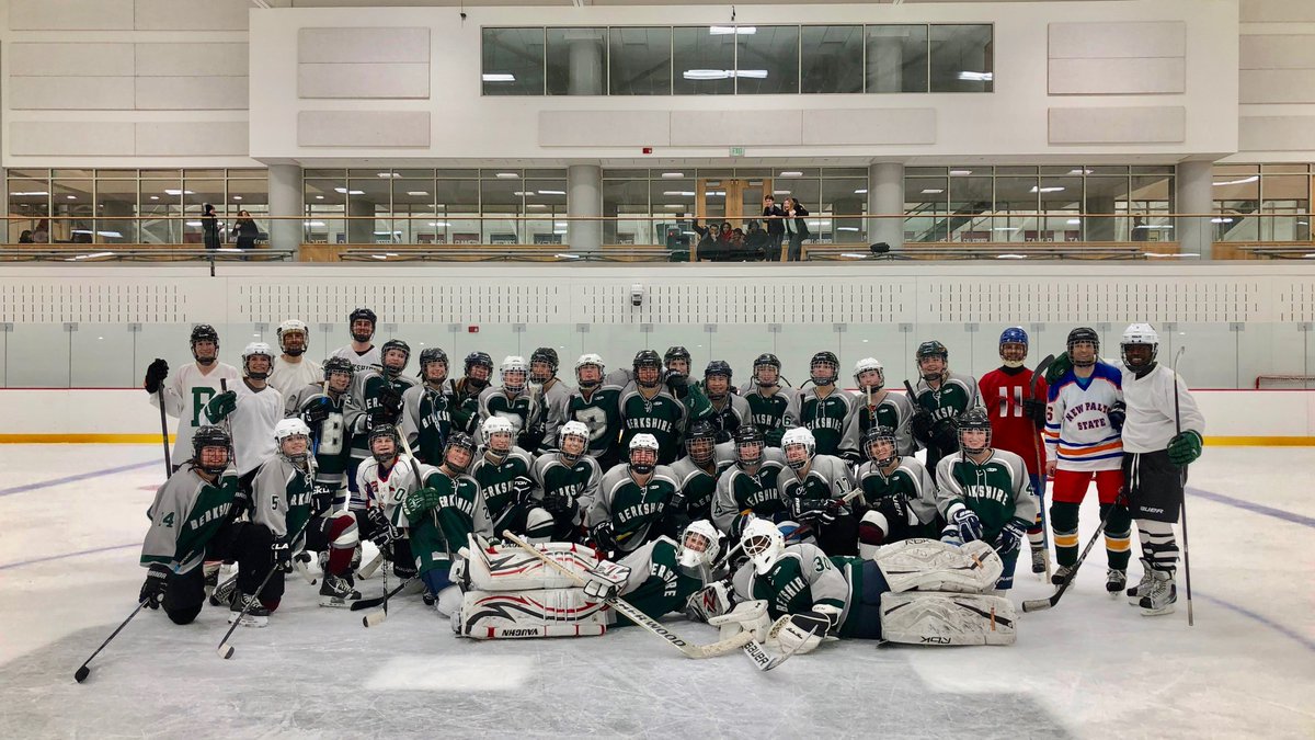 BerkshireBears's tweet photo. The annual GJV hockey vs. faculty/staff winter classic more than lived up to the hype! Thank you all for coming out to support and enjoy this evening of sports and smiles. ๐ #gobears #bearsvsbears https://t.co/23d5Cl0s85