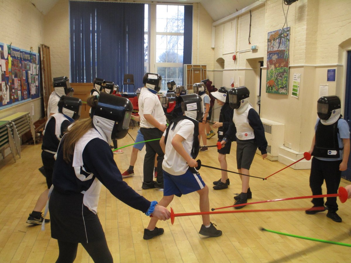 leagarsdon's tweet photo. Willow class are receiving 4 hours of free fencing lessons thanks to a grant supported by Swindon Fencing Club. The project is funded by Heart Research UK in conjunction with Subway. #fencing https://t.co/fX3Cbi8EQh