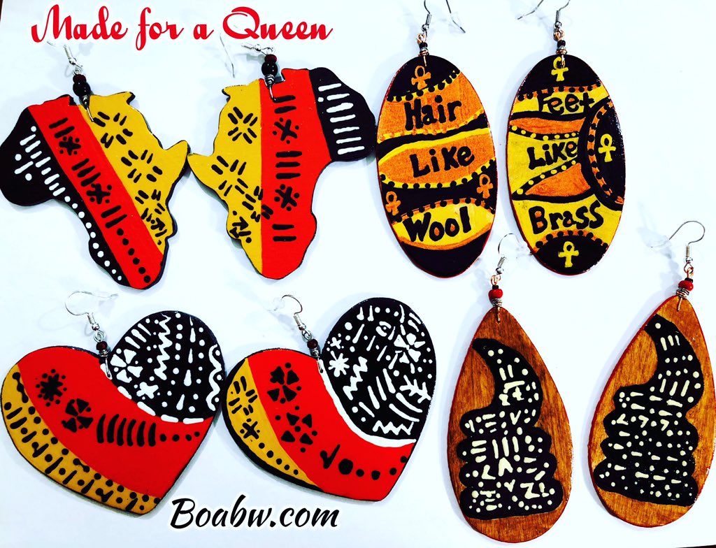 kunity's tweet photo. Salaam Family, Do you have a pair of the Dopiest Hand Painted Earrings on the planet? If not grab you a pair or two at https://t.co/hDJ36gLLdj #handpaintedearrings #afrocentricearrings #wearableart https://t.co/Kou93LrDkc