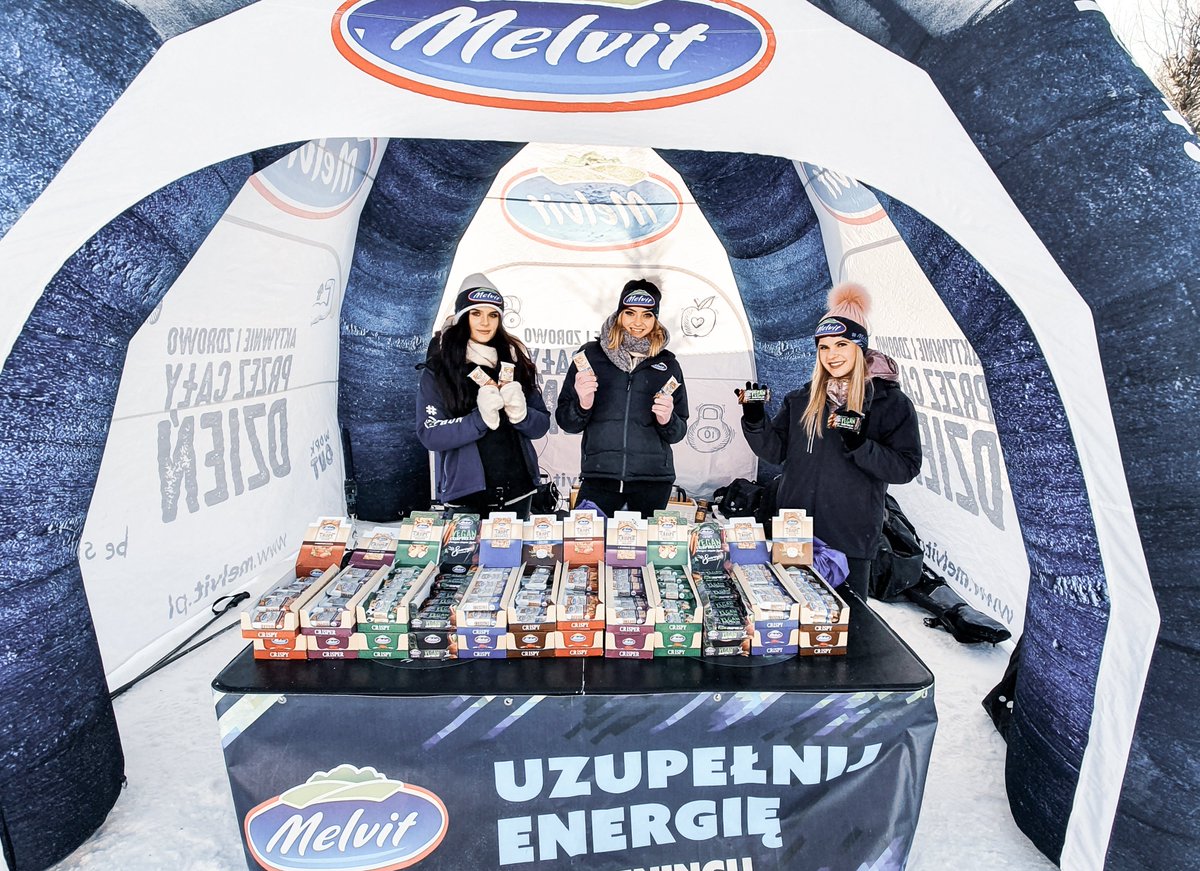 BeckArtur's tweet photo. Dzisiejszy dzień upływa pod znakiem zimowych aktywności z #Melvit w Krynicy Zdroju ❄️⛷️ 
Serdecznie pozdrawiamy z #WinterCup - jest moc! 💪
#CreativeHarder #CreativeMedia https://t.co/vf70VdmLzC