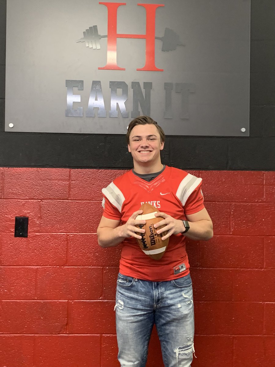 WillPilgrim12's tweet photo. Had an amazing visit to @HawksFootball thanks for having me down!! @CoachT_HC https://t.co/RGm2AMXfvL