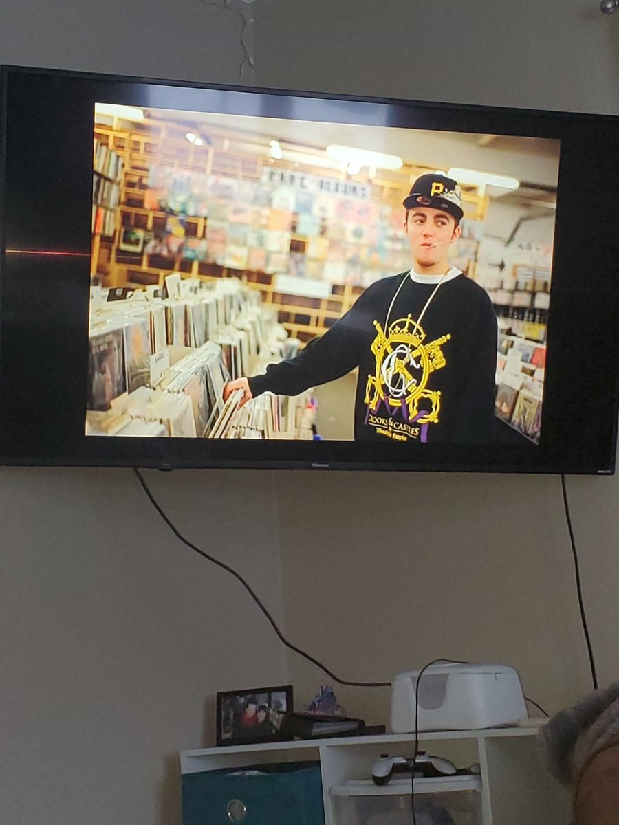 love2hate898's tweet image. If I&apos;m going back might as well go all the way back to the beginning of this legend #easymac