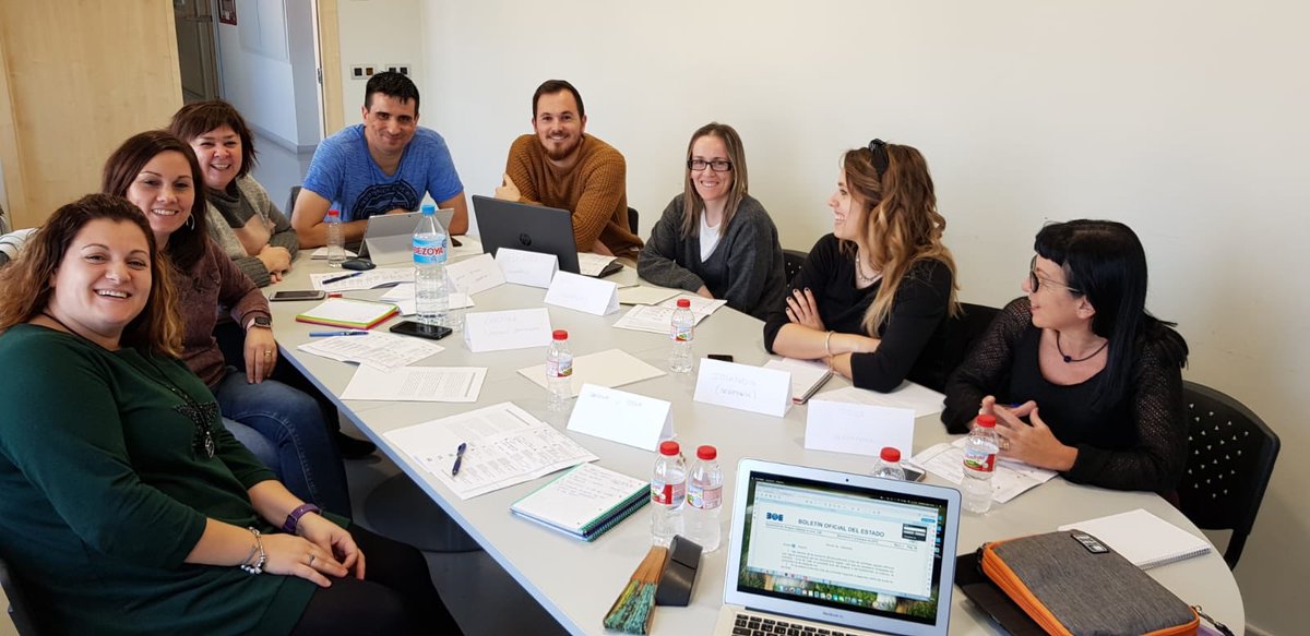 buisitools's tweet photo. Avui l'equip motor del CC del Pla d’Urgell comença l'aproximació al canvi que genera l'administració electrònica amb filosofia #eSET de la mà d’@EudinaUdina https://t.co/Ekd34OnpzN