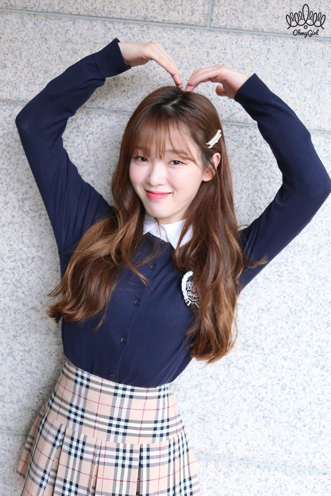 OMG_PlCS's tweet photo. 🎊🎉Happy Birthday Seunghee!!🎉🎊
This year, definitely you are the woman in the spotlight!!!✨
So I hope you stay healthy and have a wonderful year!!!😆

#OHMYGIRL
#오마이걸
#SEUNGHEE
#승희
#HAPPYSEUNGHEEDAY https://t.co/bRvGKTx6b2