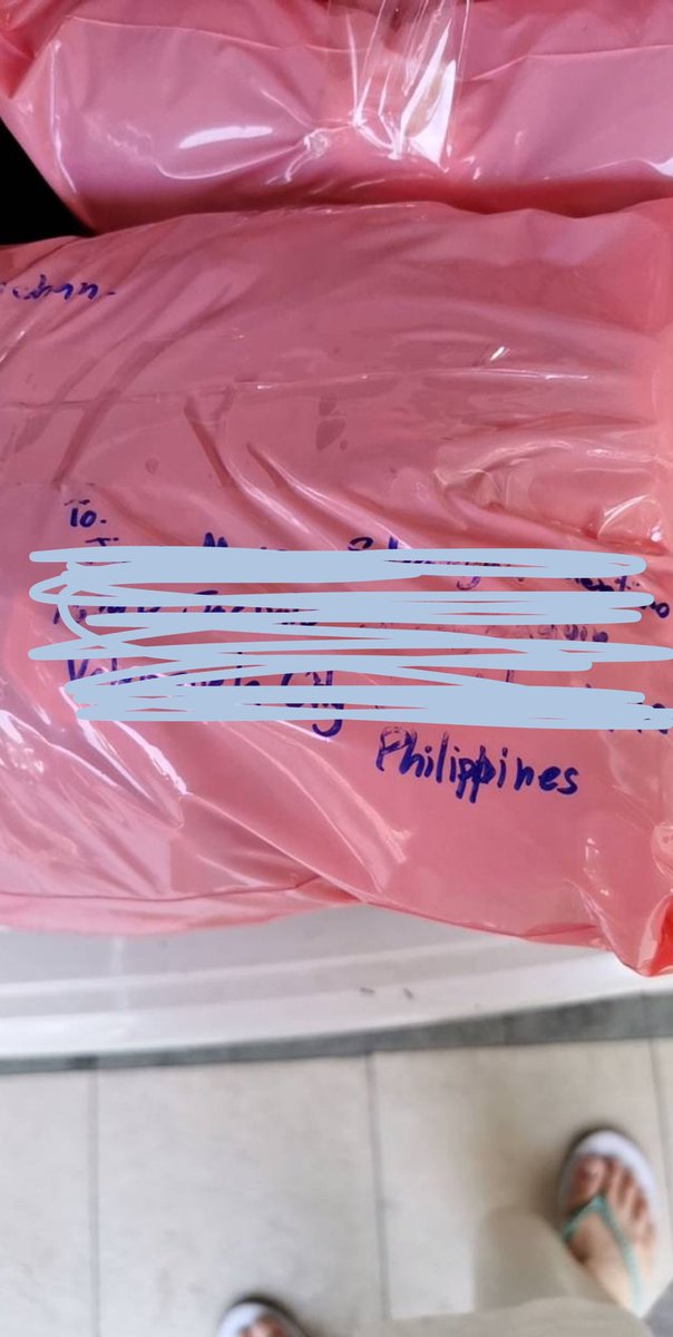 Babyleechan_'s tweet photo. Hello GOM’s #babyleechanupdates so...updates from our irresponsible admin. My grandmom has collected the dolls and she is now sorting out the address,name,quantity for each. Please understand that she’s old and she needs time. This is the best man we could get. https://t.co/cLmkNfgQJH