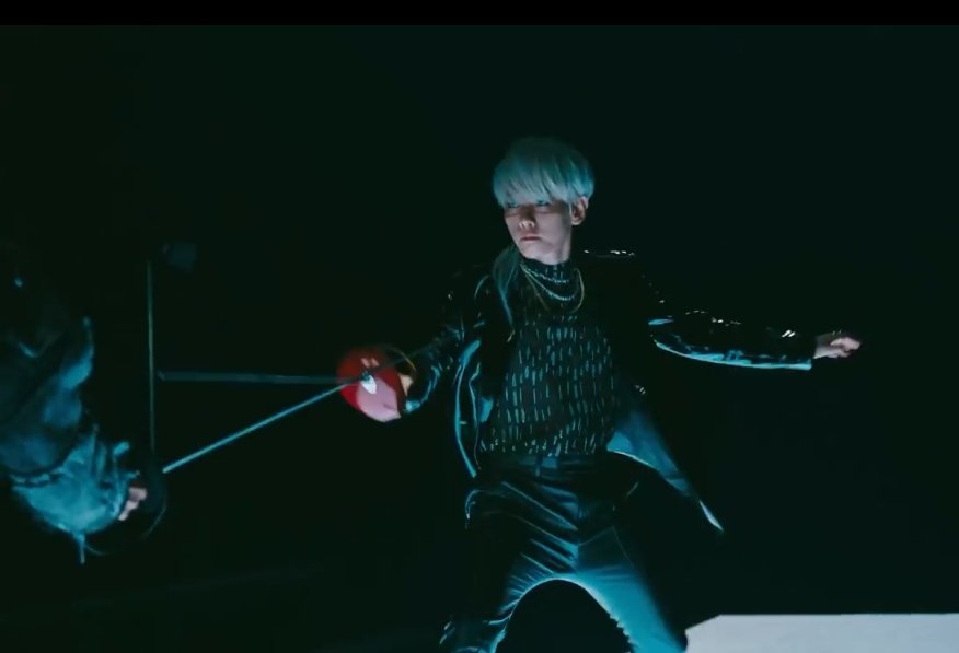 embarrassingEXO's tweet photo. Every Kpop MV needs a sword https://t.co/opw2iL4cRn