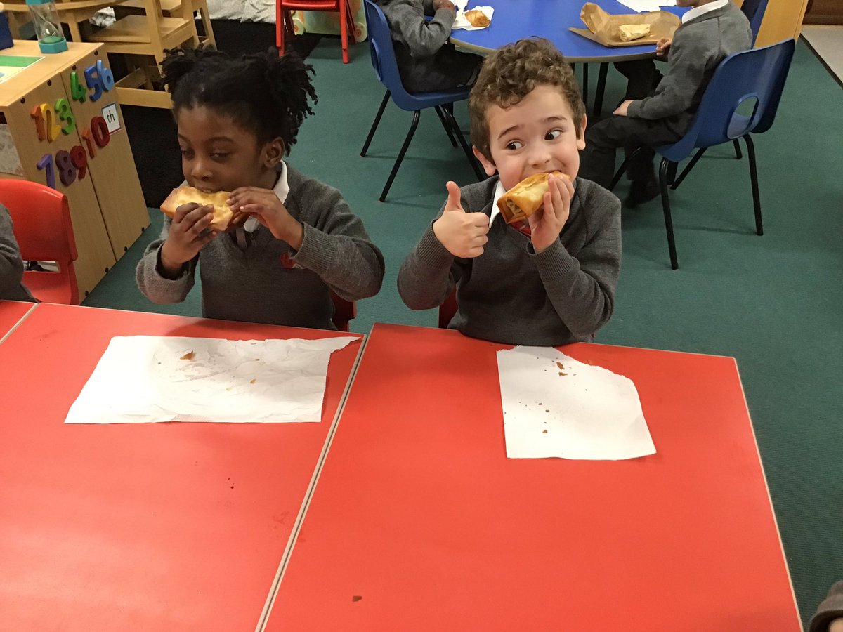 YMS_Reception's tweet image. Chinese New Year#Spring rolls#EYFS
