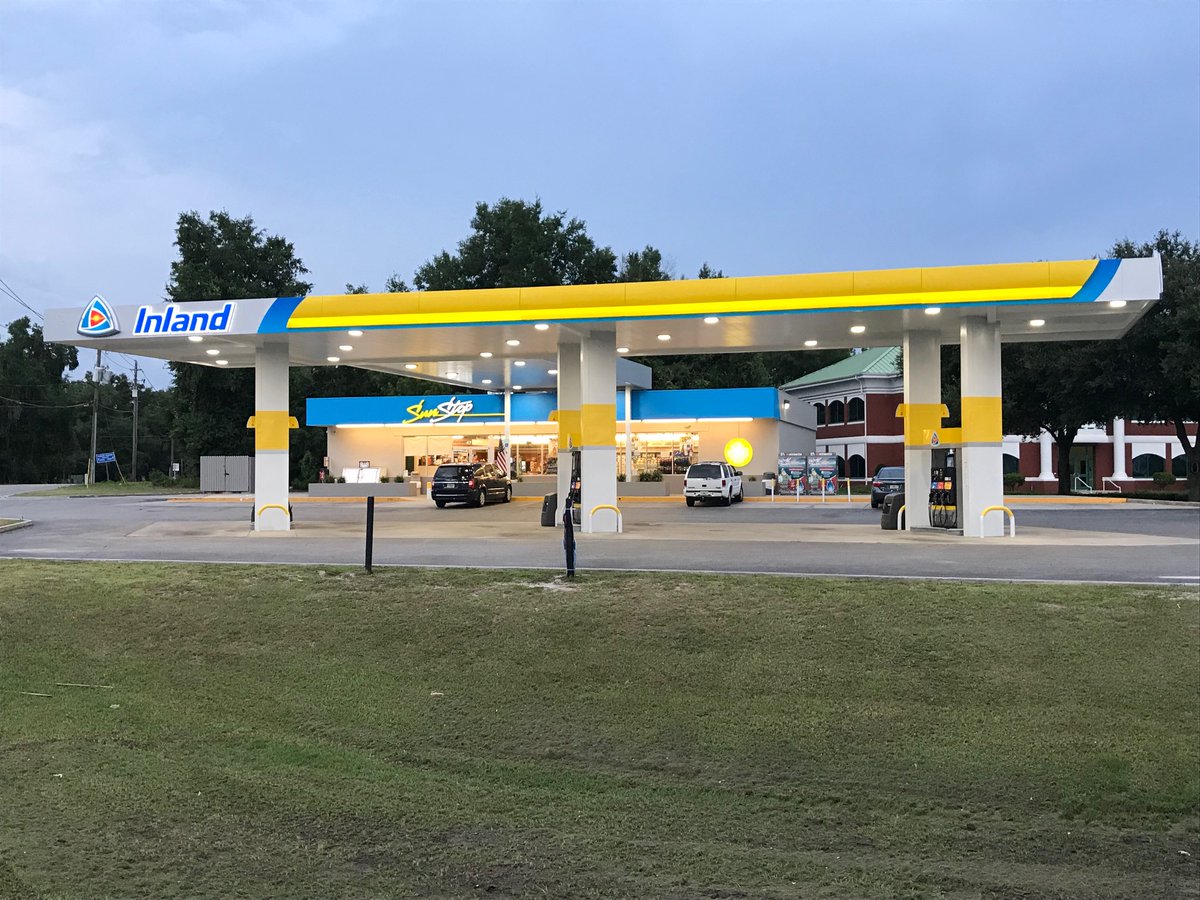 ApogeeSigns's tweet photo. just trying my hand at this social media stuff to see if this microphone is on....? check out one of our recent petroleum updates...LED illuminated molded canopy "wings", canopy vinyl wraps, channel letters, molded LED wall sun icons, LED canopy triangle and LED... https://t.co/8ISMxaZqSD